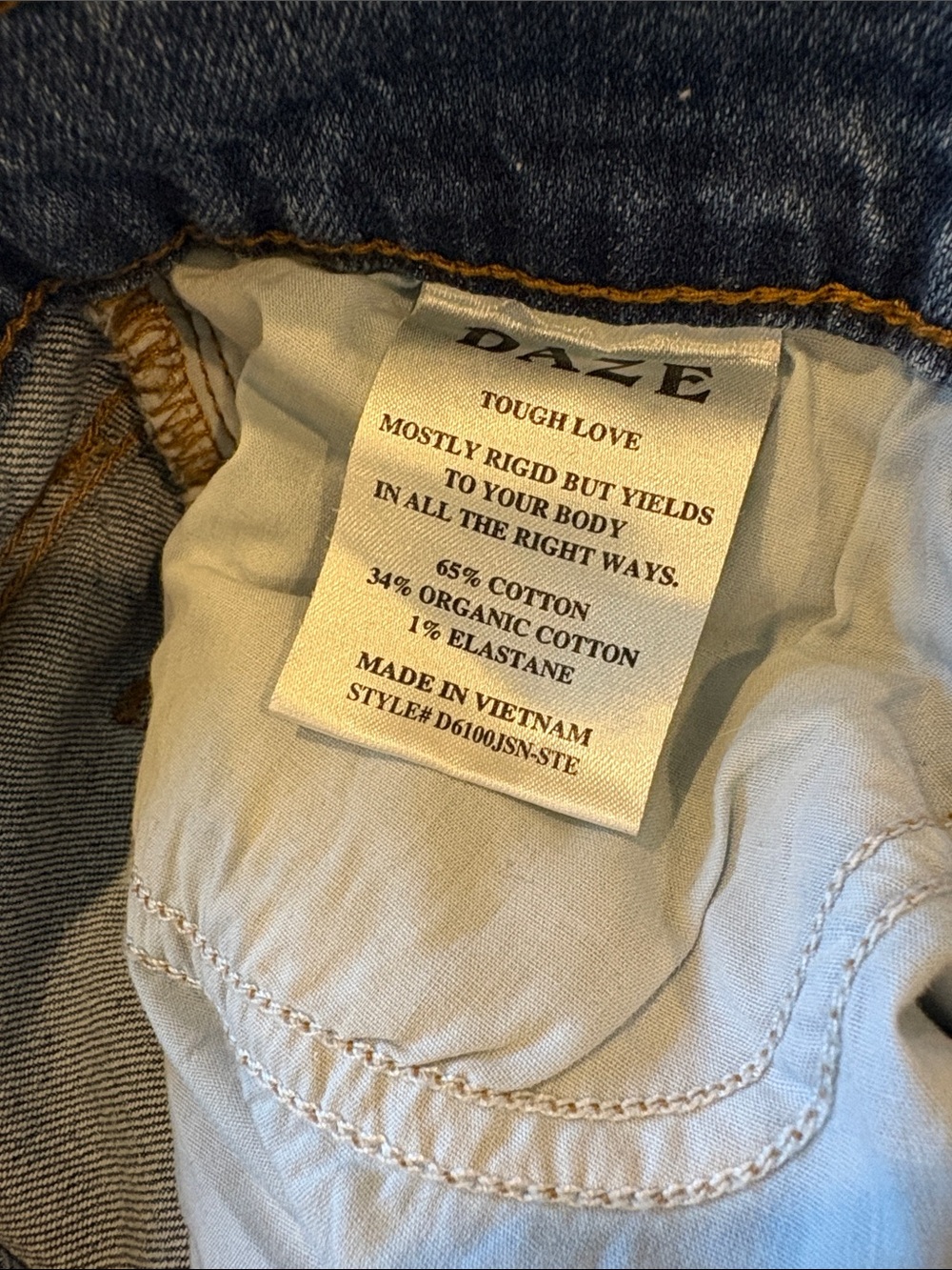 Daze Denim Straight up Medium Wash Distressed High Rise Jeans - Picture 3 of 8